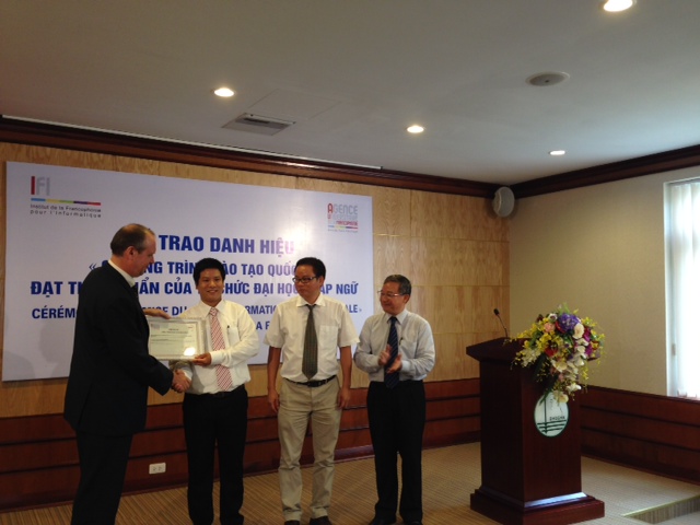 Le premier label « Formation internationale » de l’AUF au Master en Informatique de l'IFI